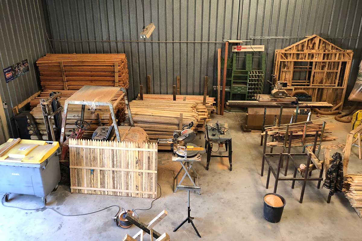 Atelier de menuiserie, Touraine Nature, bois de châtaignier