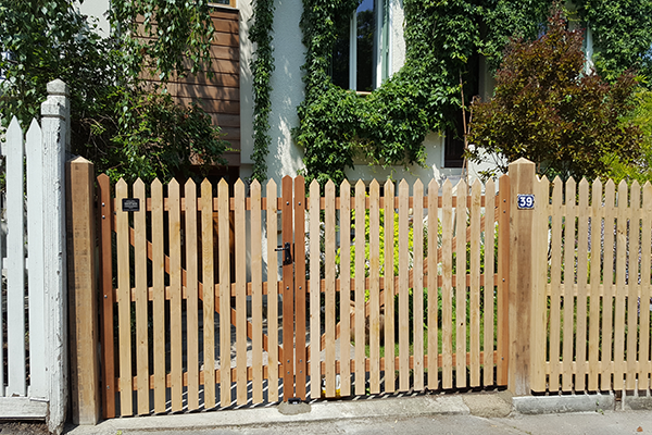 Portails et portillons en bois de châtaignier